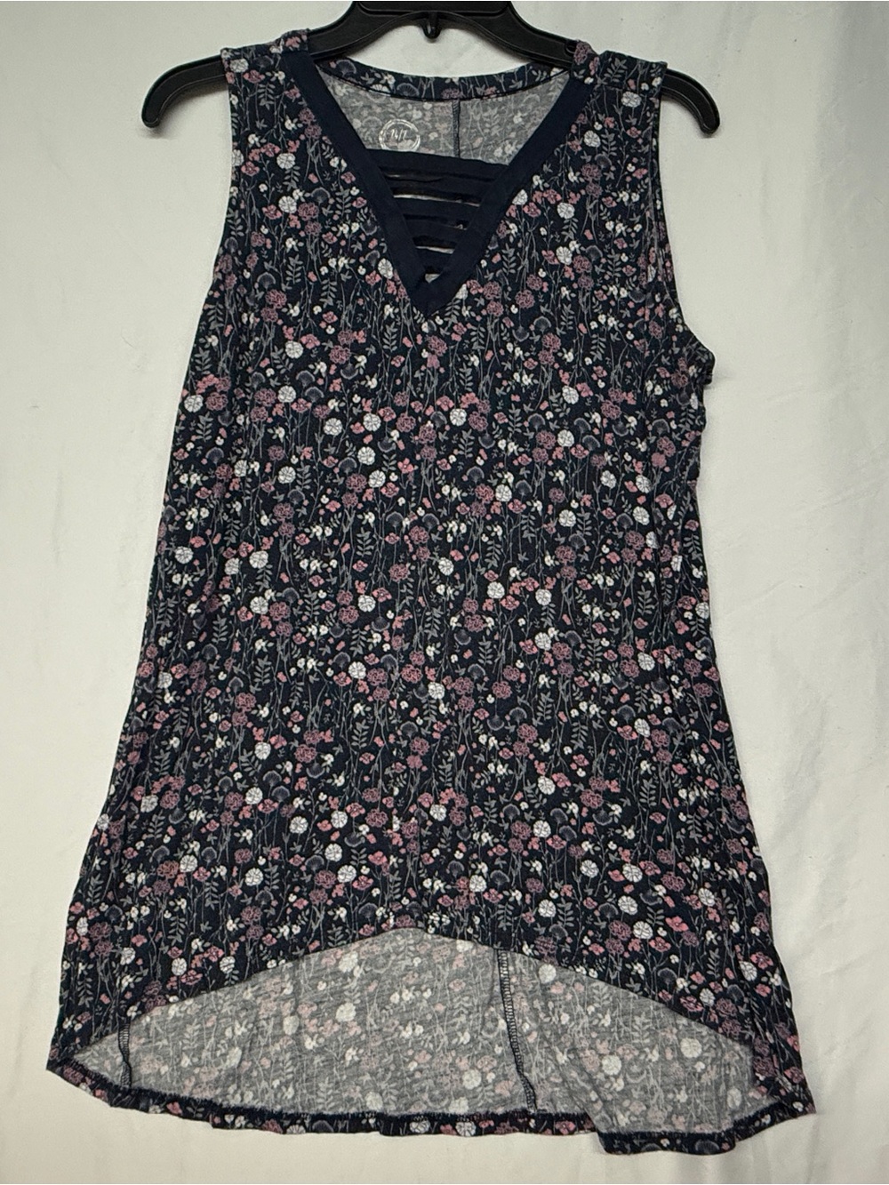 24/7 Maurice’s Navy Floral V-Neck Sleeveless Tunic Top Size 0X